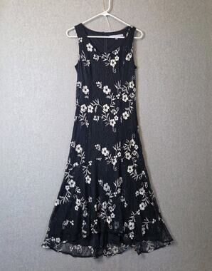 Luxe by Carmen Marc Valvo Blue Lace Floral Embroidery Dress Women's 8 Lined